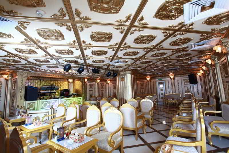 Metropolitan Hotel Manamah Buitenkant foto